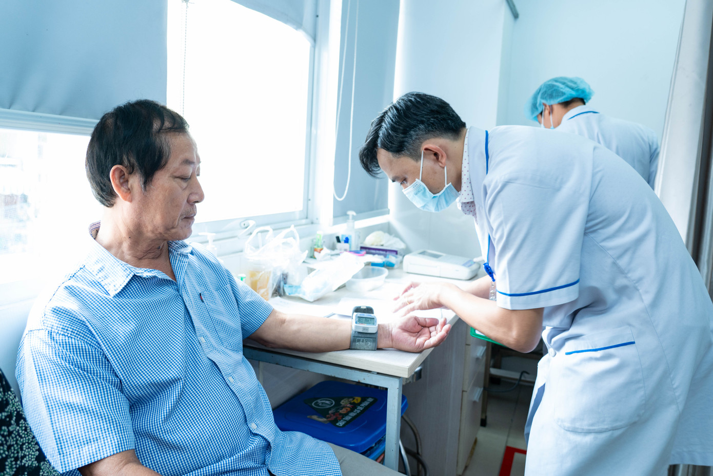 Nối tiếp chương trình phẫu thuật mắt tại Bệnh viện Mắt TP.HCM, sắp tới HDBank sẽ cùng Hội Bảo trợ Bệnh nhân nghèo TP.HCM triển khai 900 ca phẫu thuật mắt trong năm 2025 tại TP.HCM, Cà Mau, Bình Định....