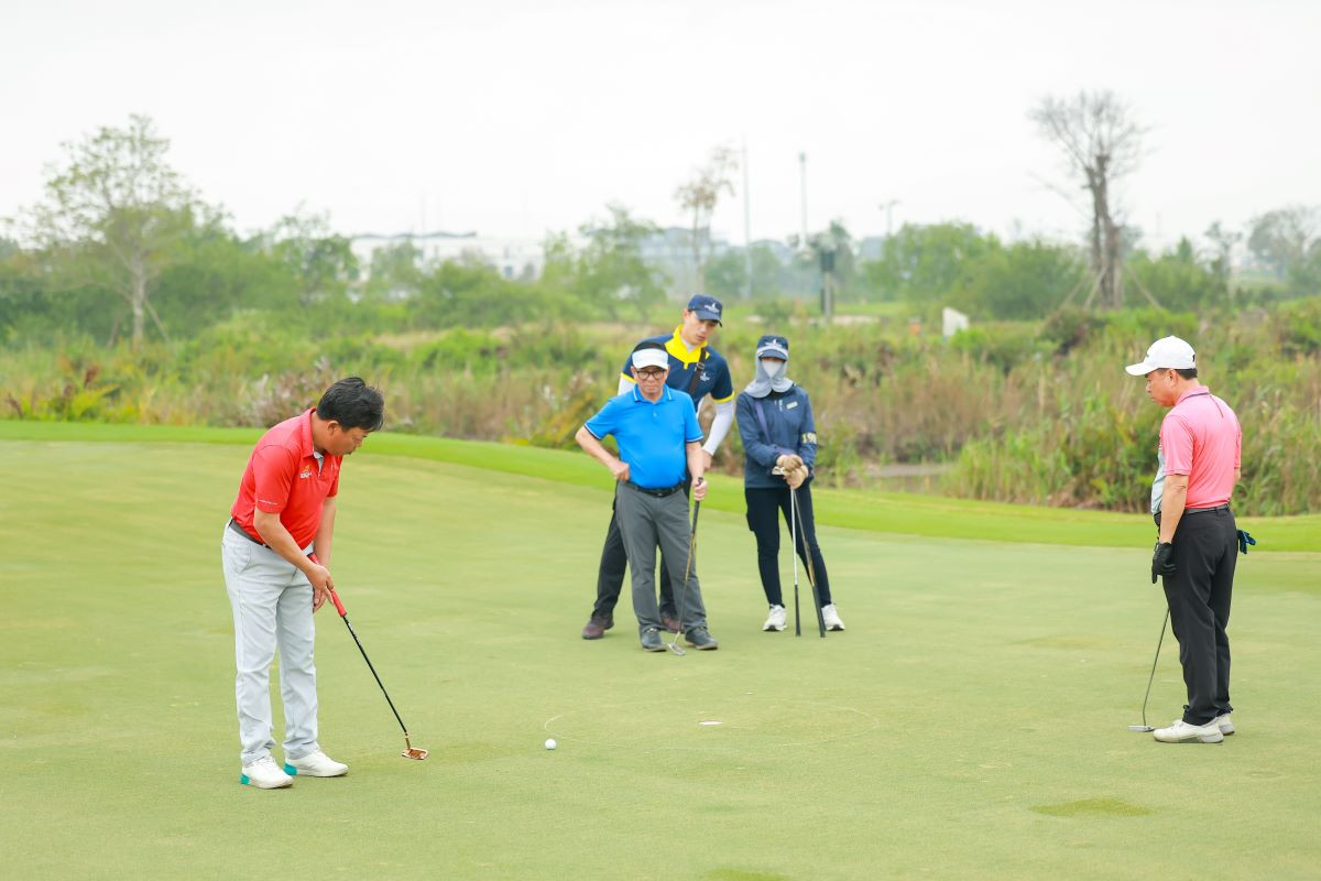 Anh Quang Bảo tham gia giải Vinhomes Golf Royal Island Tournament 2025 vừa diễn ra ngày 6/4