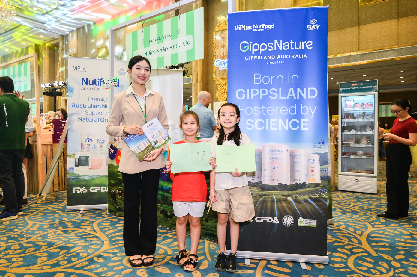 Người tiêu dùng mong đợi một sự hợp tác trong tương lai giữa hai thương hiệu sữa đình đám Nutifood và ViPlus Dairy. Người tiêu dùng mong đợi một sự hợp tác trong tương lai giữa hai thương hiệu sữa đình đám Nutifood và ViPlus Dairy.