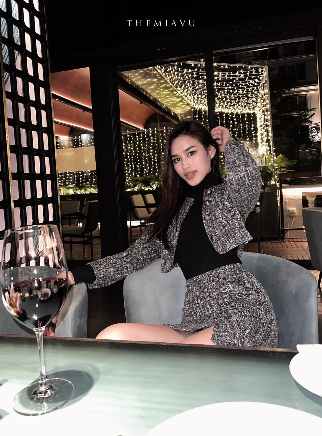 Hoa hậu Đỗ Thị Hà sang chảnh trong Vivian Set của Miavu Hoa hậu Đỗ Thị Hà sang chảnh trong Vivian Set của Miavu