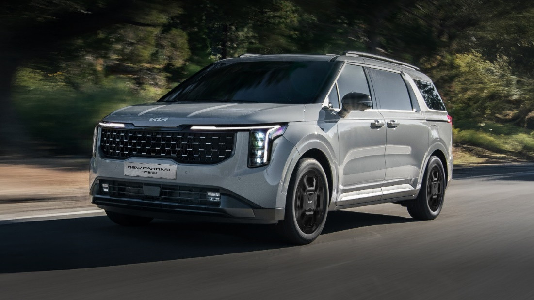 Kia New Carnival Hybrid tạo nên sức hút nhờ khả năng vận hành vượt trội, trang bị tiện ích và công nghệ xanh, an toàn