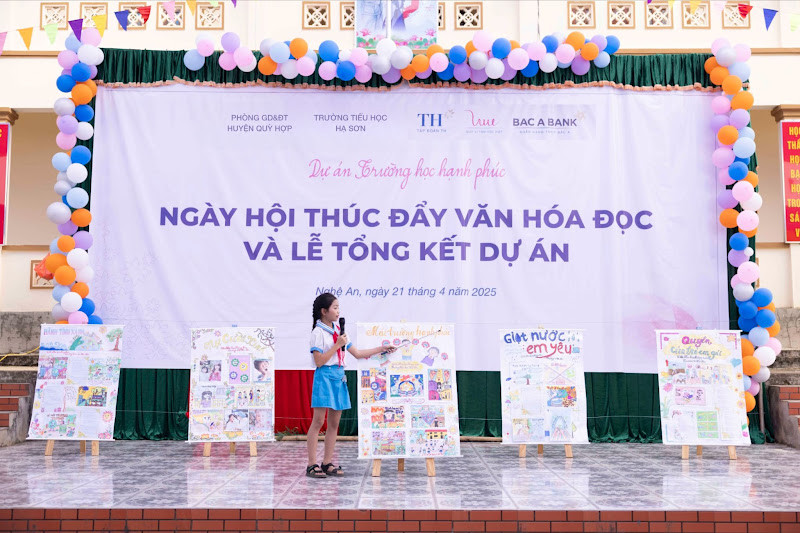Phần trình bày về chủ đề Bạo lực học đường đạt giải Nhất của cuộc thi Truyền thông măng non Phần trình bày về chủ đề Bạo lực học đường đạt giải Nhất của cuộc thi Truyền thông măng non