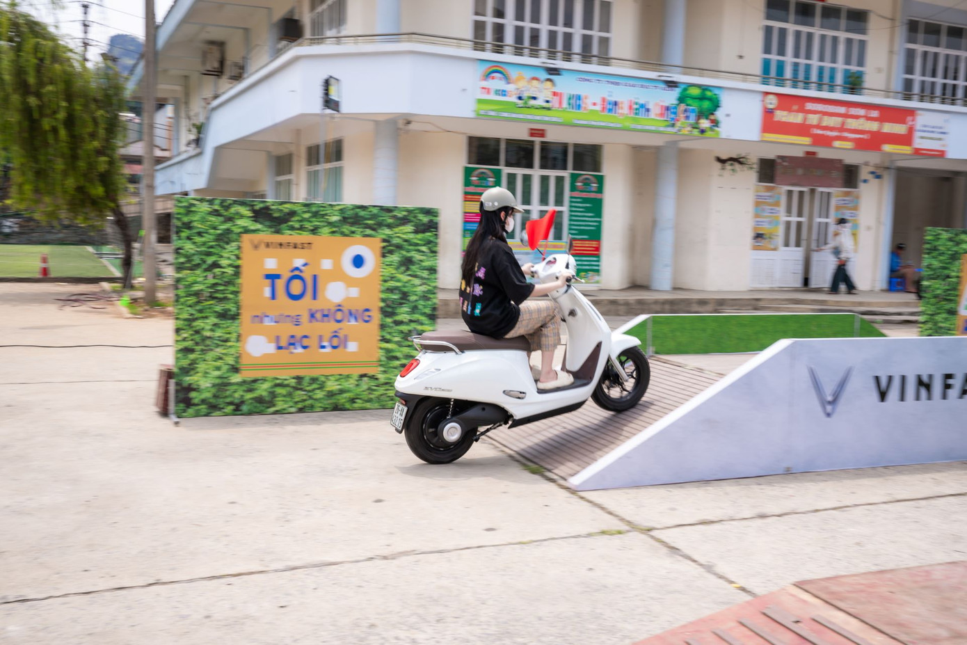 Xe máy điện VinFast nhận được sự đánh giá cao với khả năng vận hành mạnh mẽ.