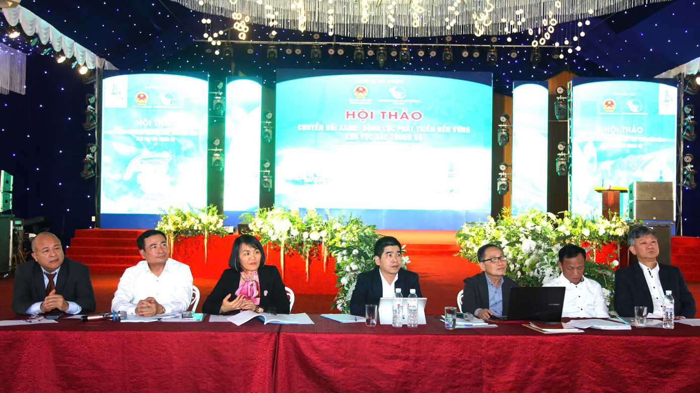 Các chuyên gia, cơ quan quản lý và đại diện doanh nghiệp đã cùng nhau trao đổi tại phiên thảo luận mở