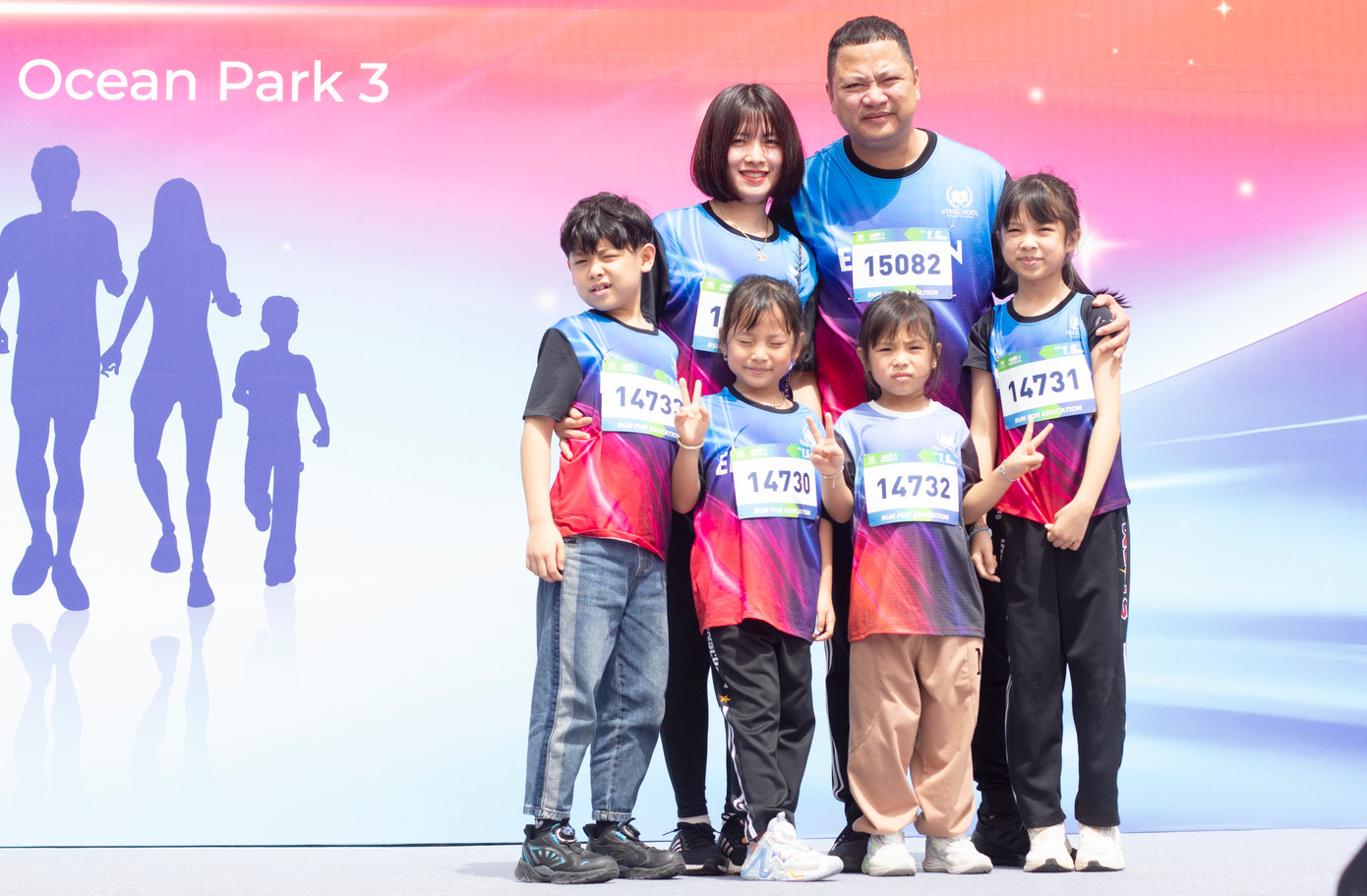 6 thành viên gia đình anh Đào Văn Cường đều góp mặt tại Edurun 2025