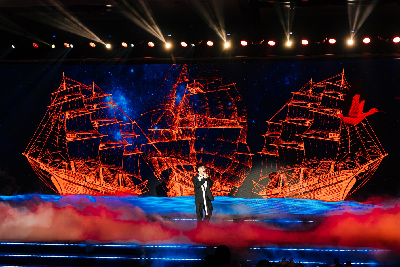 “Dù cho con đường ta đi có những khó khăn, thử thách nhưng luôn có một nơi luôn đợi ta trở về, đó chính là nhà, là gia đình” - Ca sĩ Hoàng Hải chia sẻ “Dù cho con đường ta đi có những khó khăn, thử thách nhưng luôn có một nơi luôn đợi ta trở về, đó chính là nhà, là gia đình” - Ca sĩ Hoàng Hải chia sẻ