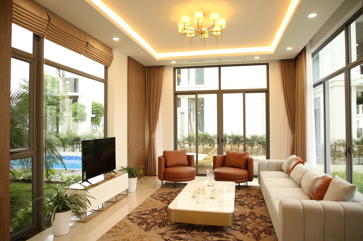 Không gian biệt thự được thiết kế theo phong cách hiện đại, sang trọng Không gian biệt thự được thiết kế theo phong cách hiện đại, sang trọng