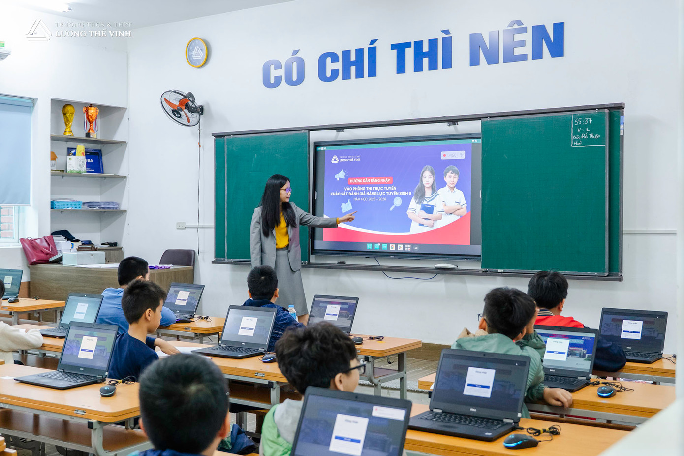 Trước khi làm bài Khảo sát, học sinh được hướng dẫn quy trình đăng nhập và các lưu ý trong quá trình làm bài