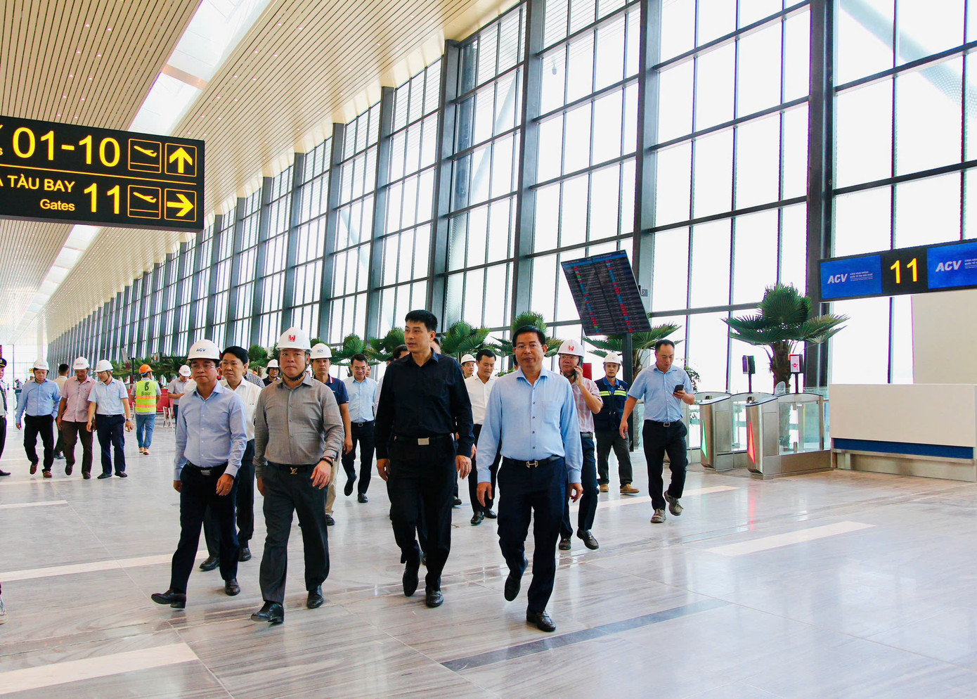 Công trình nhà ga T3 Tân Sơn Nhất được xây dựng mới có công suất 20 triệu hành khách/năm, đáp ứng 7.000 hành khách/giờ cao điểm Công trình nhà ga T3 Tân Sơn Nhất được xây dựng mới có công suất 20 triệu hành khách/năm, đáp ứng 7.000 hành khách/giờ cao điểm