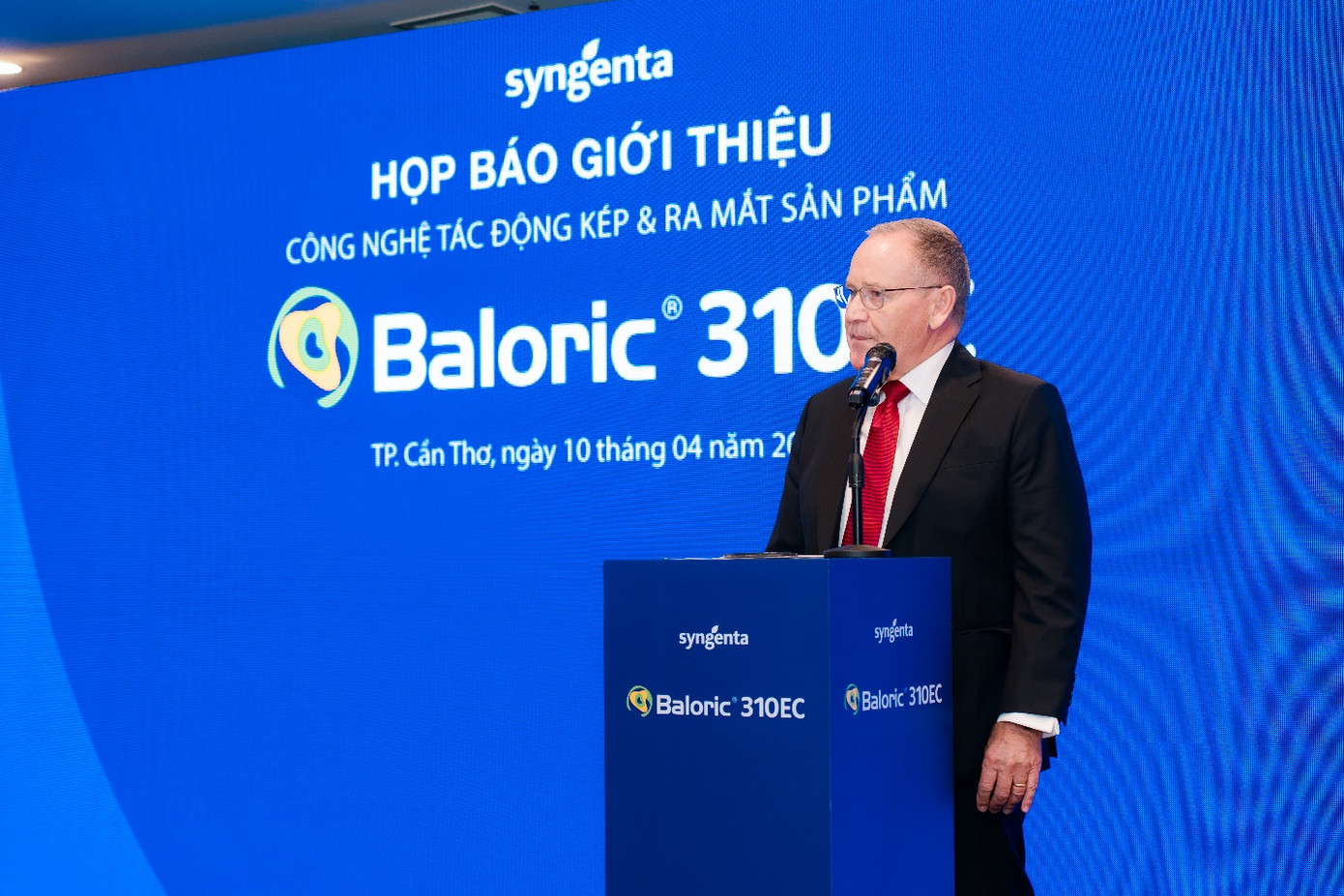 Ông Paul Luxton – Tổng giám đốc Syngenta khu vực Châu Á phát biểu tại buổi họp báo