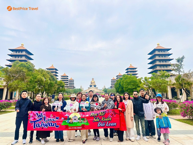 Du khách của BestPrice Travel du lịch Đài Loan (Trung Quốc). Ảnh: BestPrice Travel