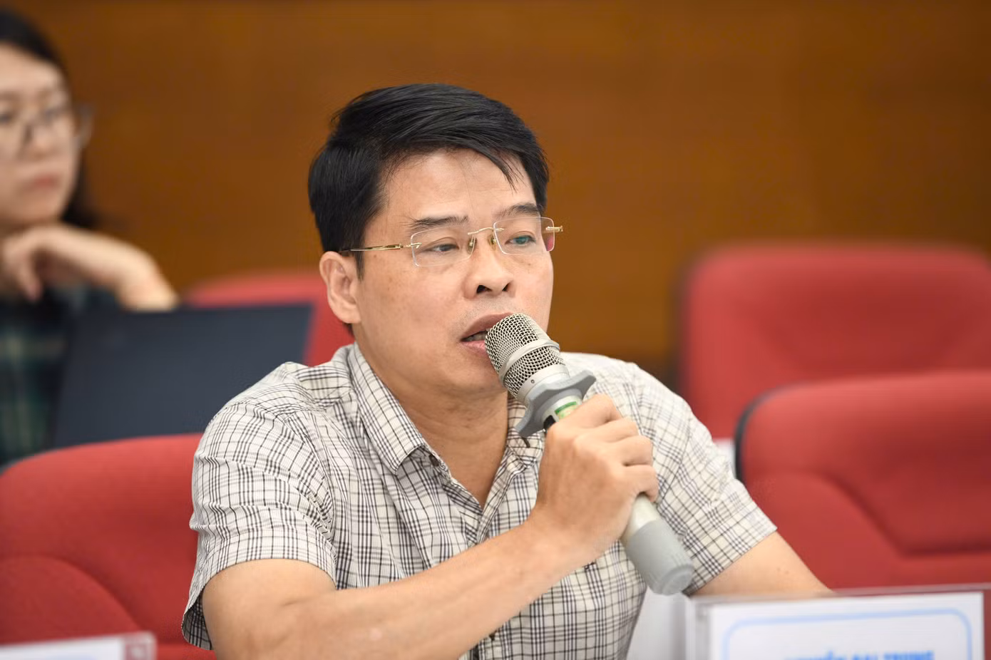 TS. Nguyễn Đại Trung, Trưởng Phòng Khoa học, Đào tạo và Hợp tác quốc tế thuộc Viện Khoa học địa chất và khoáng sản TS. Nguyễn Đại Trung, Trưởng Phòng Khoa học, Đào tạo và Hợp tác quốc tế thuộc Viện Khoa học địa chất và khoáng sản