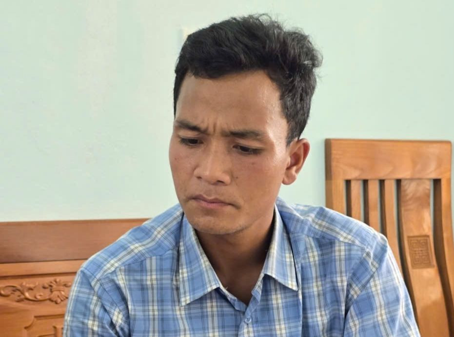 Đinh Chai hiện giữ chức Phó Chủ tịch UBND xã Tân Trạch. Đinh Chai hiện giữ chức Phó Chủ tịch UBND xã Tân Trạch.