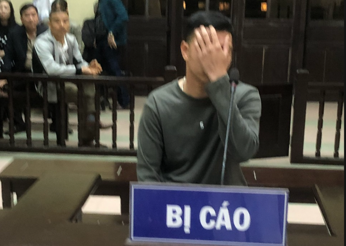 Bị cáo Hạ Viết Cường tại toà. Bị cáo Hạ Viết Cường tại toà.