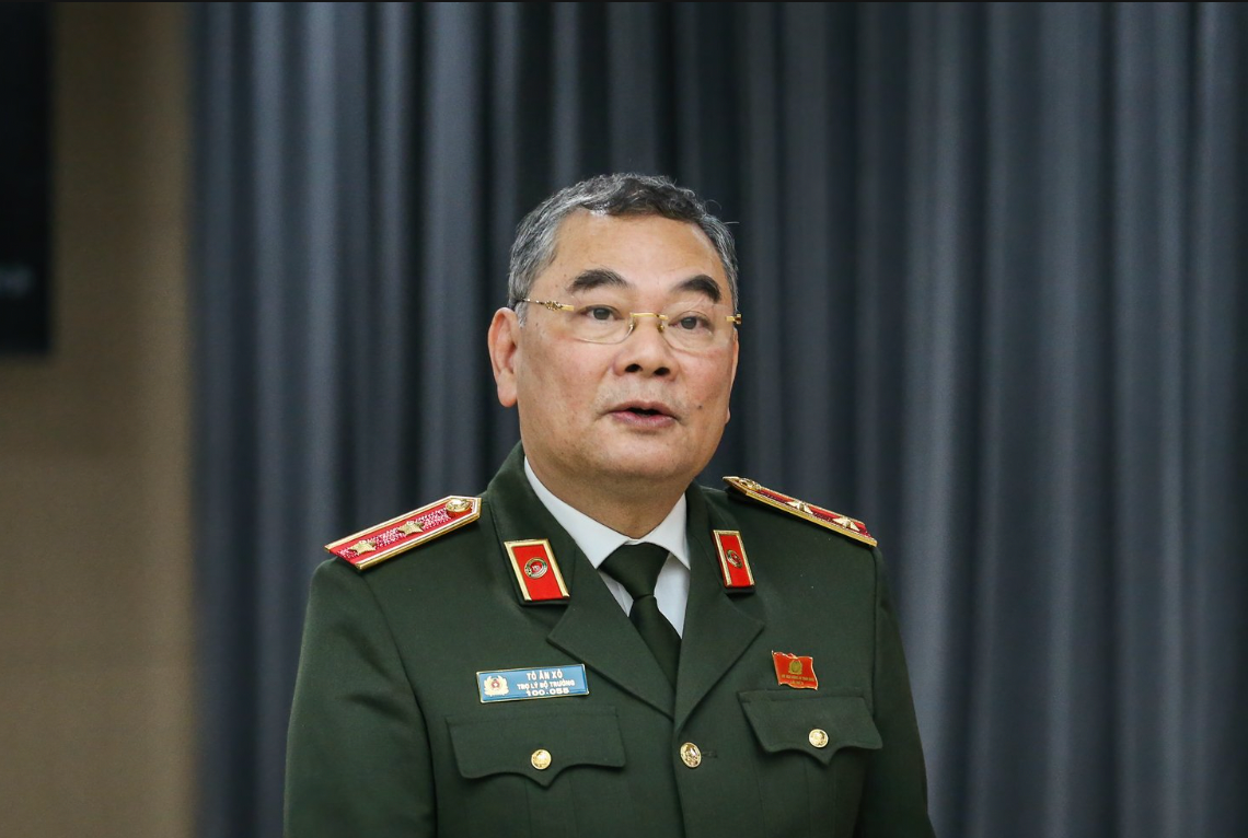 Trung tướng Tô Ân Xô, Người phát ngôn Bộ Công an. Trung tướng Tô Ân Xô, Người phát ngôn Bộ Công an.