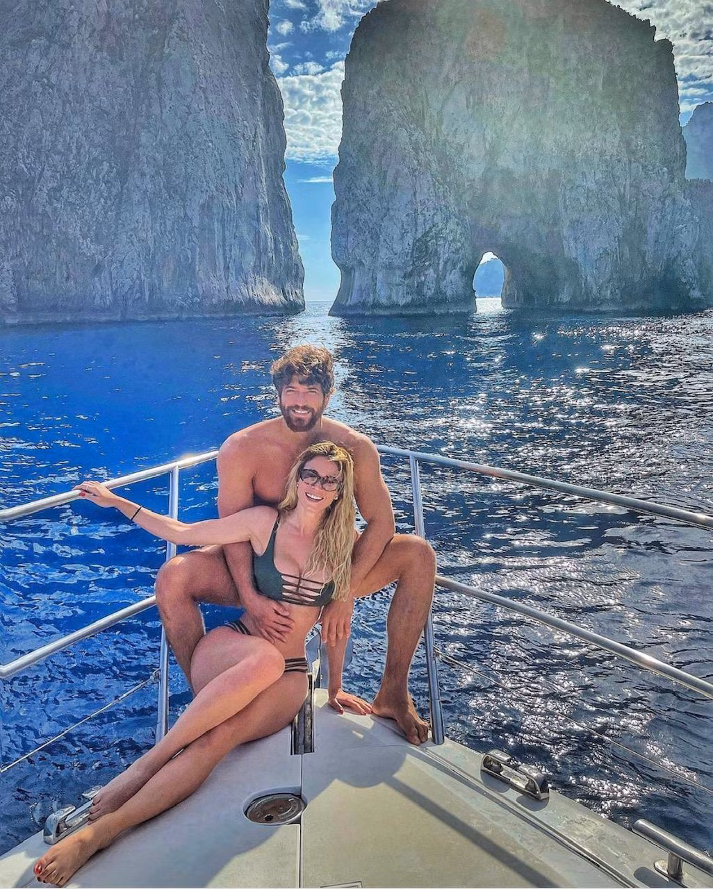 Can Yaman, bạn trai của Diletta Leotta, cũng được ví von là "biểu tượng sex" mới trên truyền hình và mạng xã hội.
