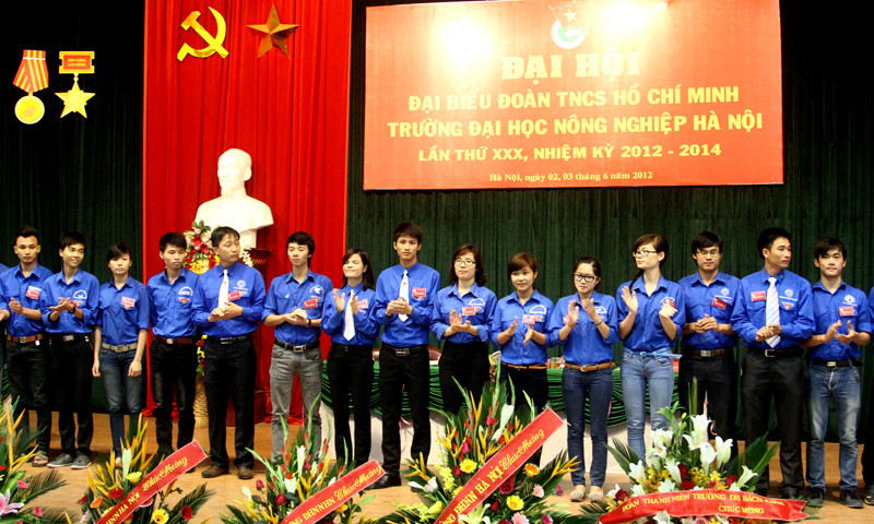 Ban chấp hành Đoàn Thanh niên trường Đại học Nông nghiệp nhiệm kỳ tới ra mắt đại hội