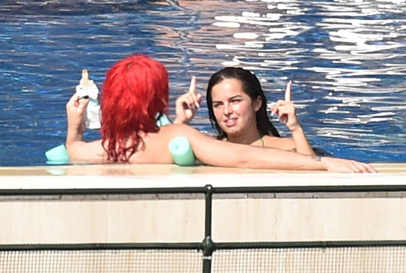 Cặp đôi hẹn hò từ tháng 5/2021, chỉ sau hai tháng cô chấm dứt tình cảm với ngôi sao TikTok Bryce Hall.