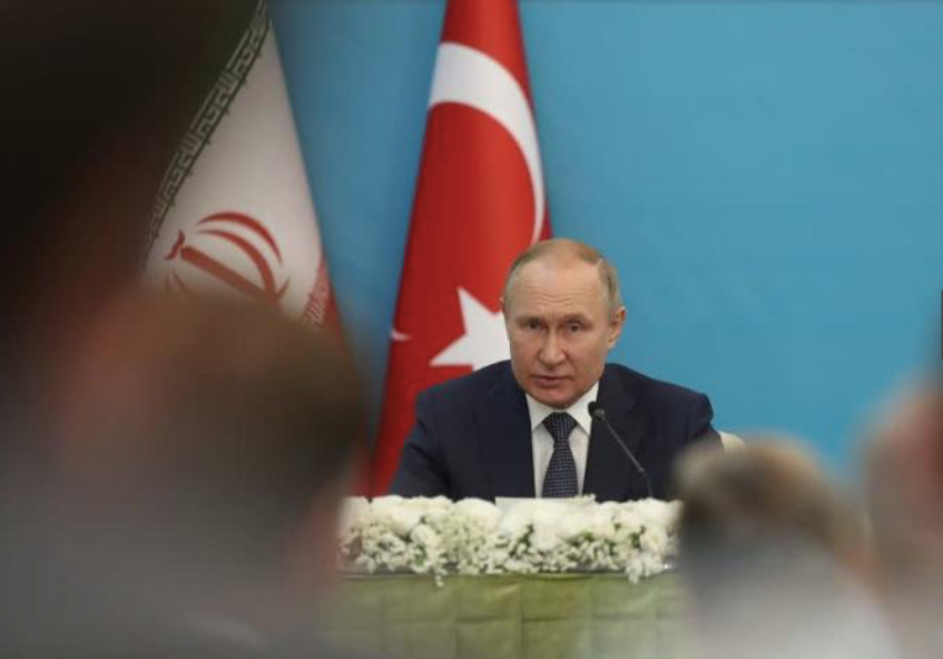 Tổng thống Nga Vladimir Putin phát biểu tại Thổ Nhĩ Kỳ ngày 19/7. (Ảnh: Reuters) Tổng thống Nga Vladimir Putin phát biểu tại Thổ Nhĩ Kỳ ngày 19/7. (Ảnh: Reuters)