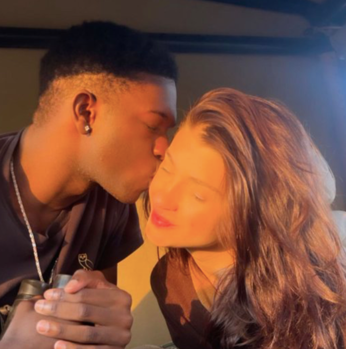 Bức ảnh được Phoebe chia sẻ lên mạng xã hội