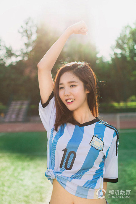 Ngắm vẻ xinh đẹp của tân Hoa khôi Sinh viên Trung Quốc ảnh 6