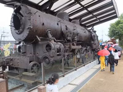 Chuyến tàu cuối cùng giữa hai miền Triều Tiên bị phá hủy cùng với cầu đường sắt cũ. Năm 2004, một cây cầu đường sắt mới nối hai miền Triều Tiên được xây dựng. Cây cầu này chỉ cách cây cầu cũ vài chục mét