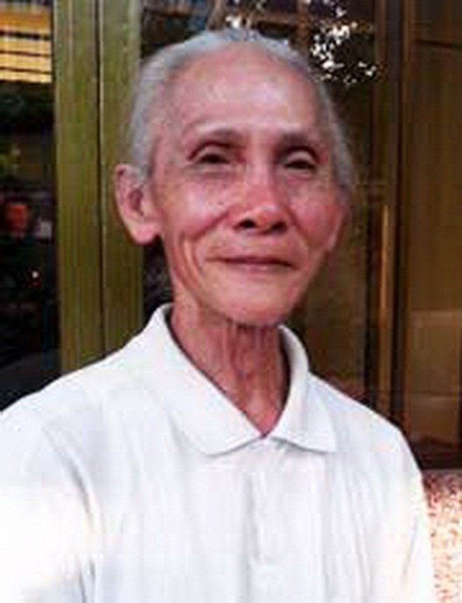 Ông đạo Hoàng trở về được ca ngợi như một tiên ông đắc đạo. . Ông đạo Hoàng trở về được ca ngợi như một tiên ông đắc đạo.