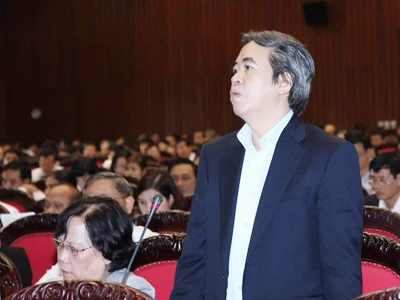 Thống đốc Nguyễn Văn Bình