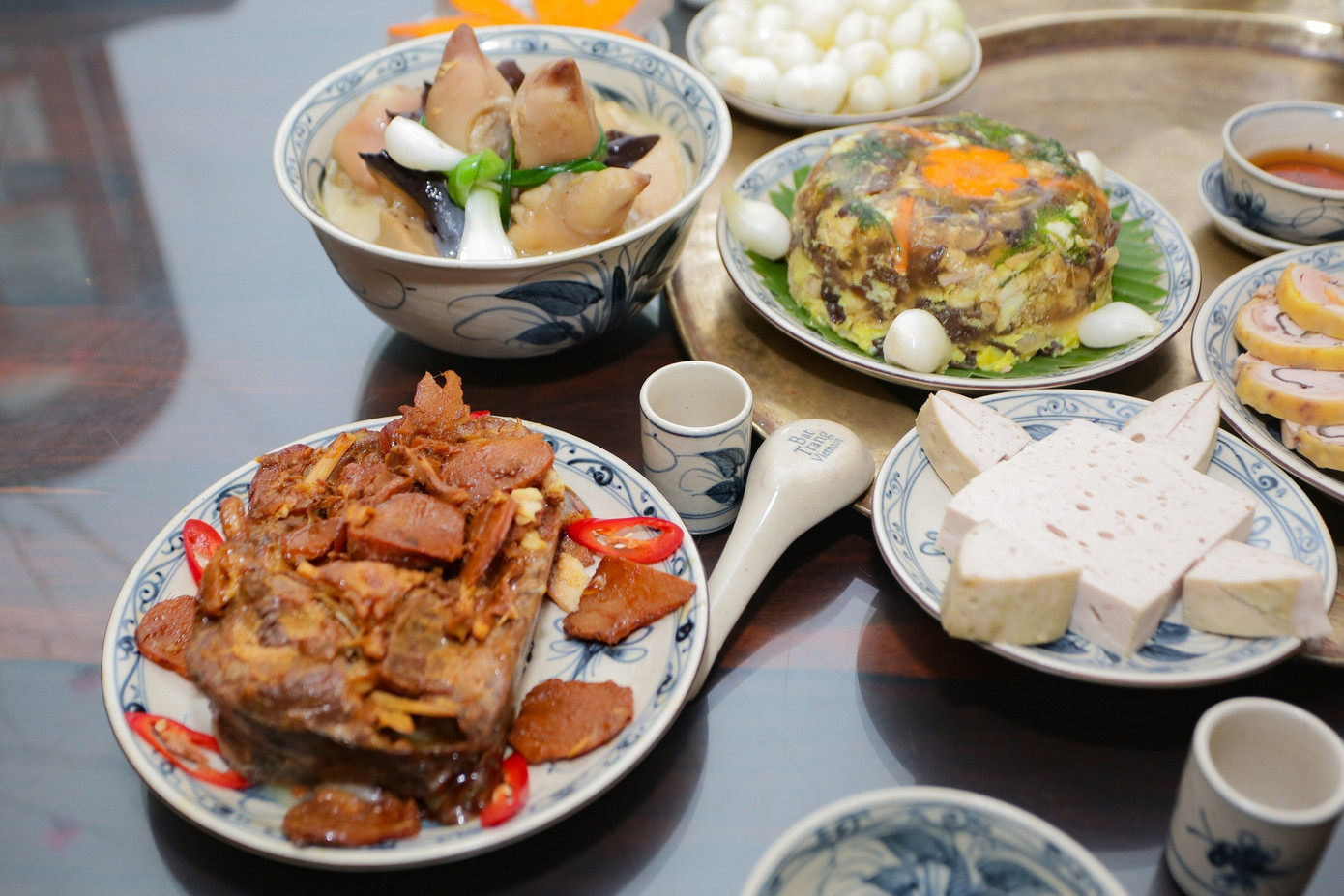 Cá kho giềng được nhiều người lựa chọn ăn trong những ngày Tết để chống ngấy và đa dạng món ăn trong mâm cỗ.