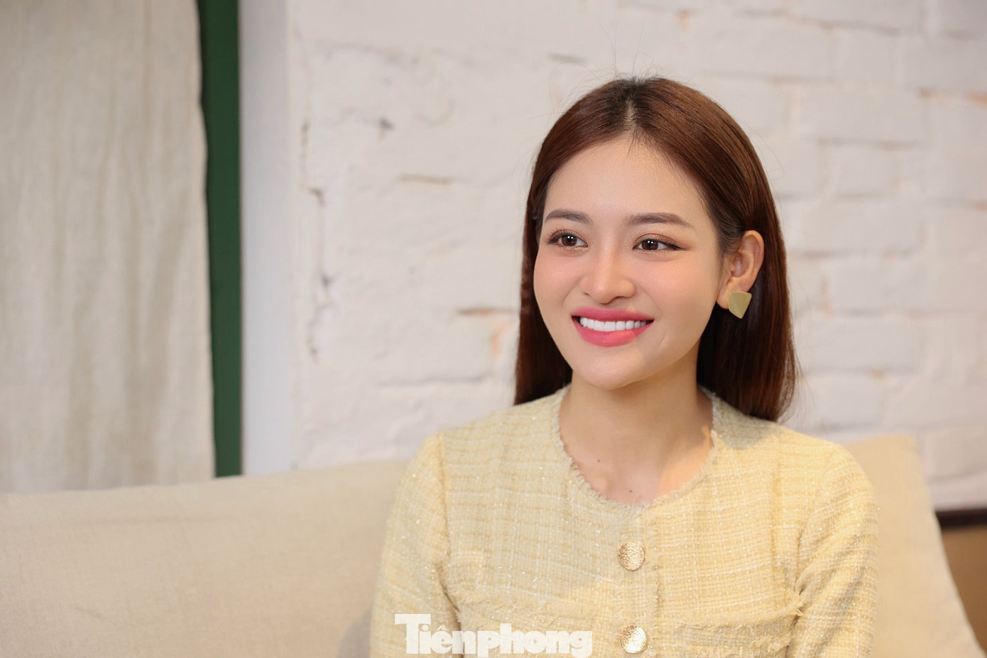 Trong cuộc trò chuyện với Tiền Phong, Thùy Anh chia sẻ cô nghiêm khắc với bản thân để sở hữu thân hình như hiện tại.