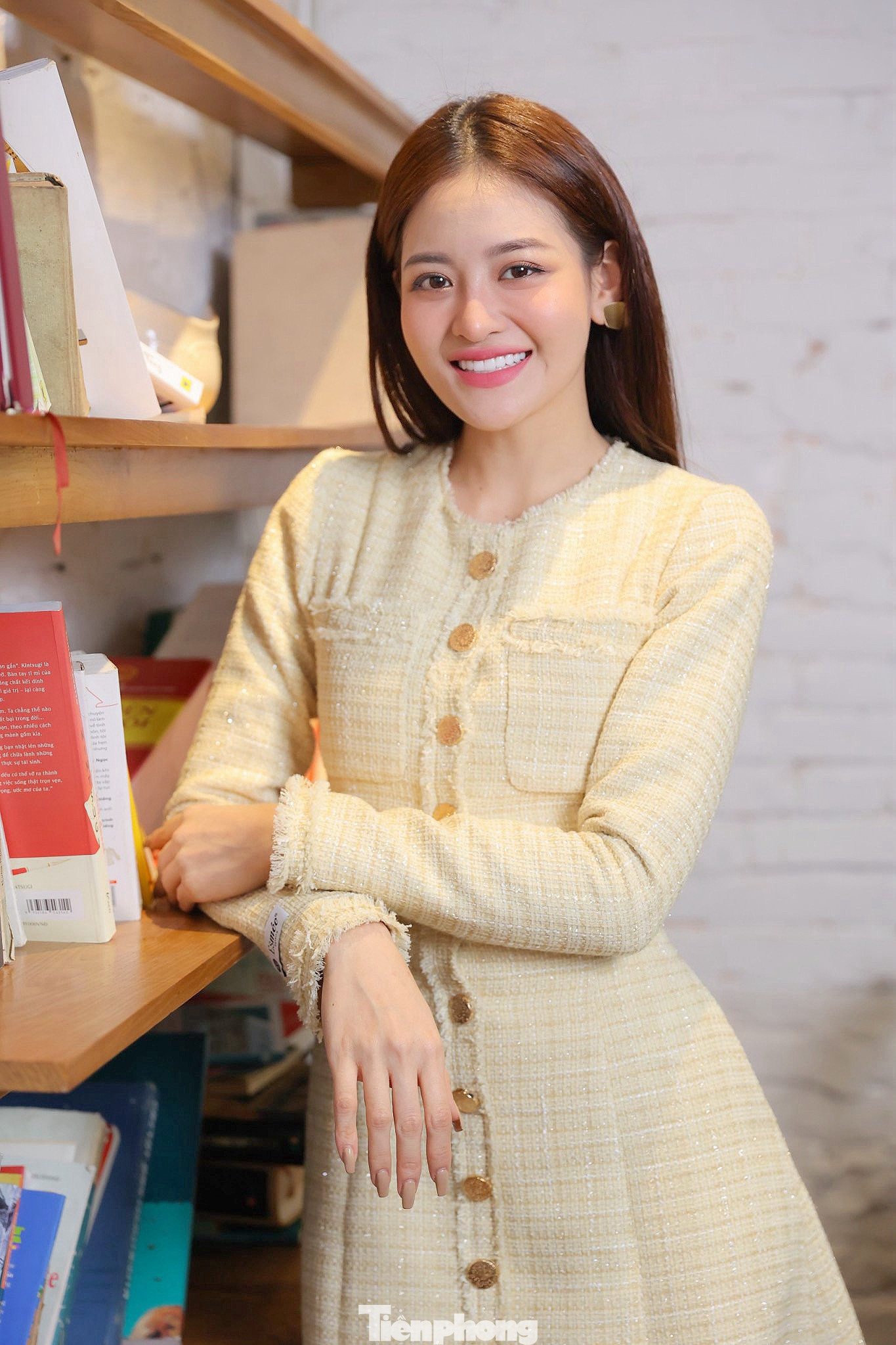 Thùy Anh chia sẻ quá trình làm nghề của cô nhiều lần ngắt quãng. Sau vai chính trong phim Bộ tứ 10A8, Thùy Anh tạm ngừng để hoàn thành chương trình học THPT. Sau đó, cô dành 4 năm cho Đại học dù vai diễn trong dự án Đập cánh giữa không trung giúp Thùy Anh đạt giải thưởng quốc tế.