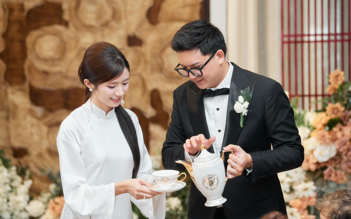 Ngọc Huyền chia sẻ chồng luôn ủng hộ cô theo đuổi nghệ thuật. Hiện, cả hai đều mới ra trường và đang nỗ lực để gây dựng sự nghiệp.