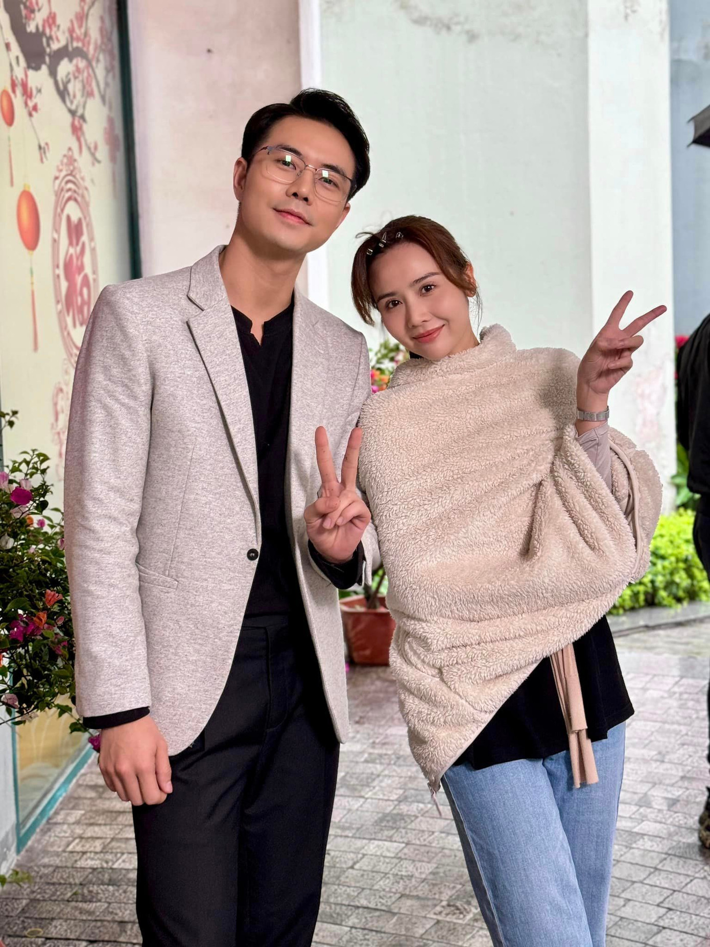 Một số hình ảnh hậu trường của Đức Hiếu và Huyền Lizzie.