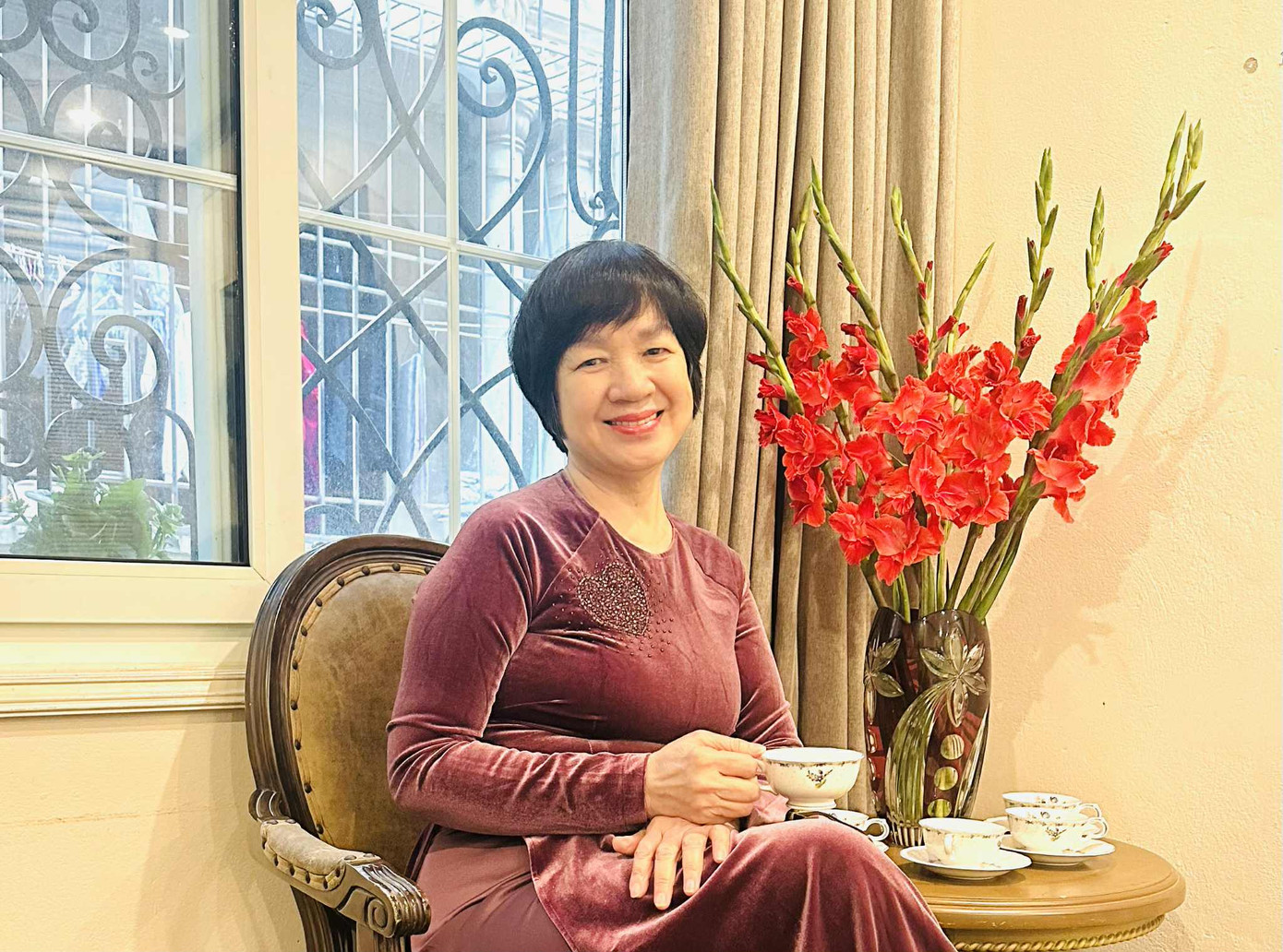 Tiến sĩ, Nhà giáo Trịnh Thu Tuyết Tiến sĩ, Nhà giáo Trịnh Thu Tuyết