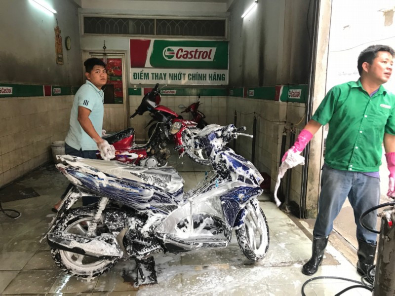 Pháo hoa rực sáng bầu trời chào đón năm mới Kỷ Hợi ảnh 73