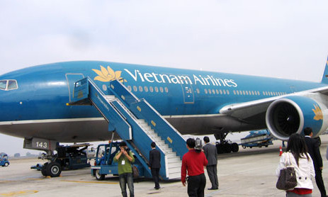Máy bay của Vietnam Airlines xin hạ cánh khẩn cấp xuống Uzbekistan để cứu vị khách người Nga gặp sự cố sức khỏe