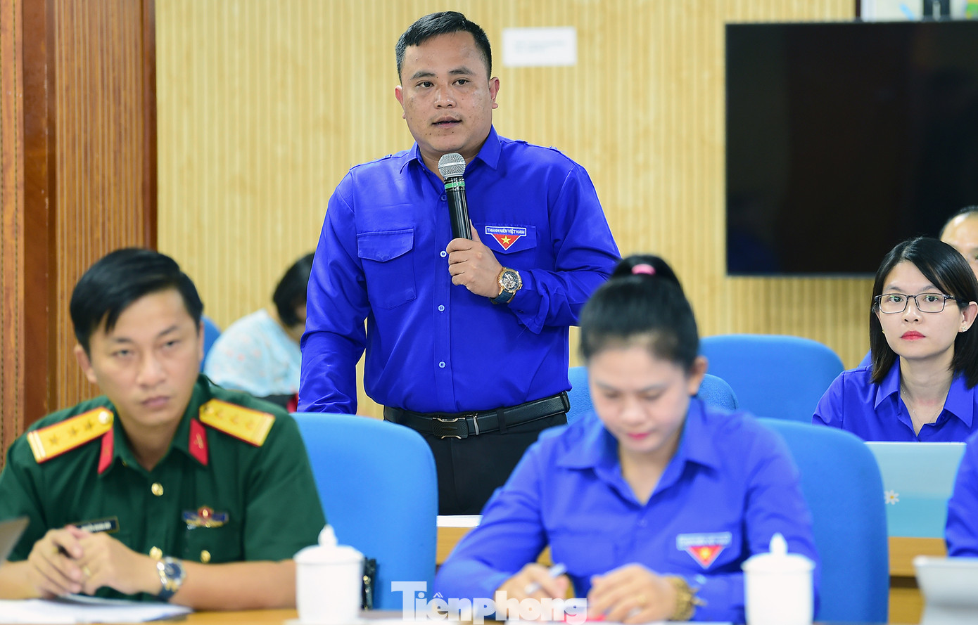 Đại diện các tỉnh, thành Đoàn chia sẻ kết quả, kinh nghiệm triển khai các công trình, phần việc trong Chiến dịch.