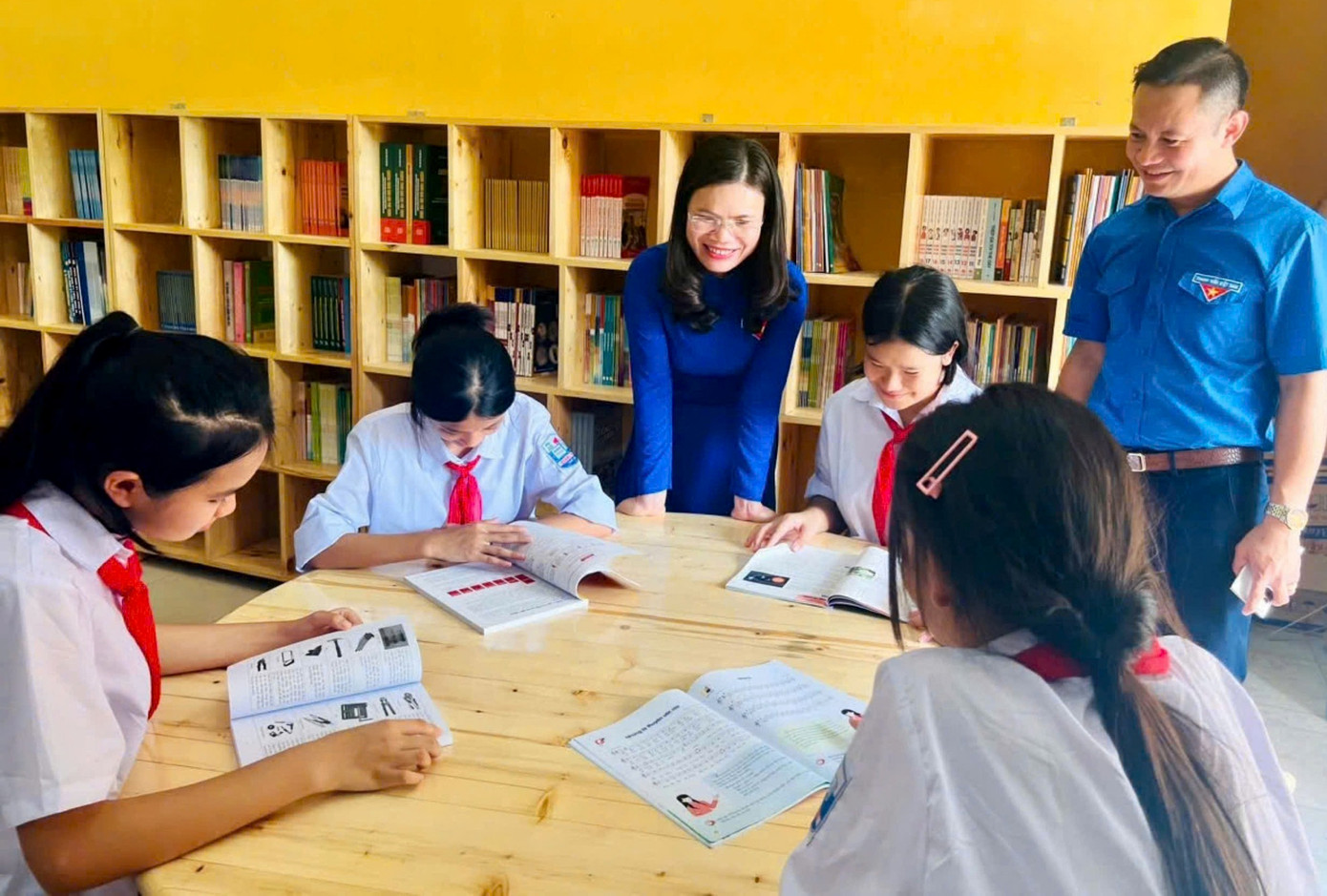 Công trình Không gian đọc sách được trao tặng dịp năm học mới. Ảnh: TĐHY