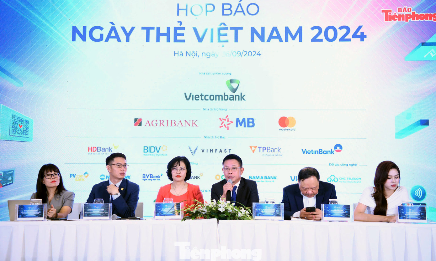 Ngày Thẻ Việt Nam là hoạt động truyền thông ý nghĩa và có nhiều đóng góp trong việc lan tỏa thông điệp tích cực về thói quen thanh toán không dùng tiền mặt đến với đông đảo công chúng trong suốt thời gian qua. Ảnh: Trọng Tài