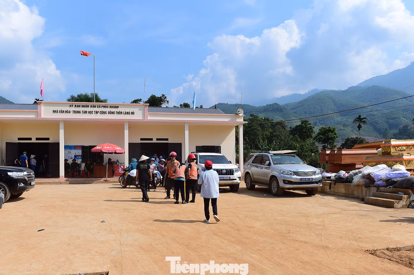 Nhà văn hoá thôn Làng Nủ chiều 15/9. Ảnh: Xuân Tùng