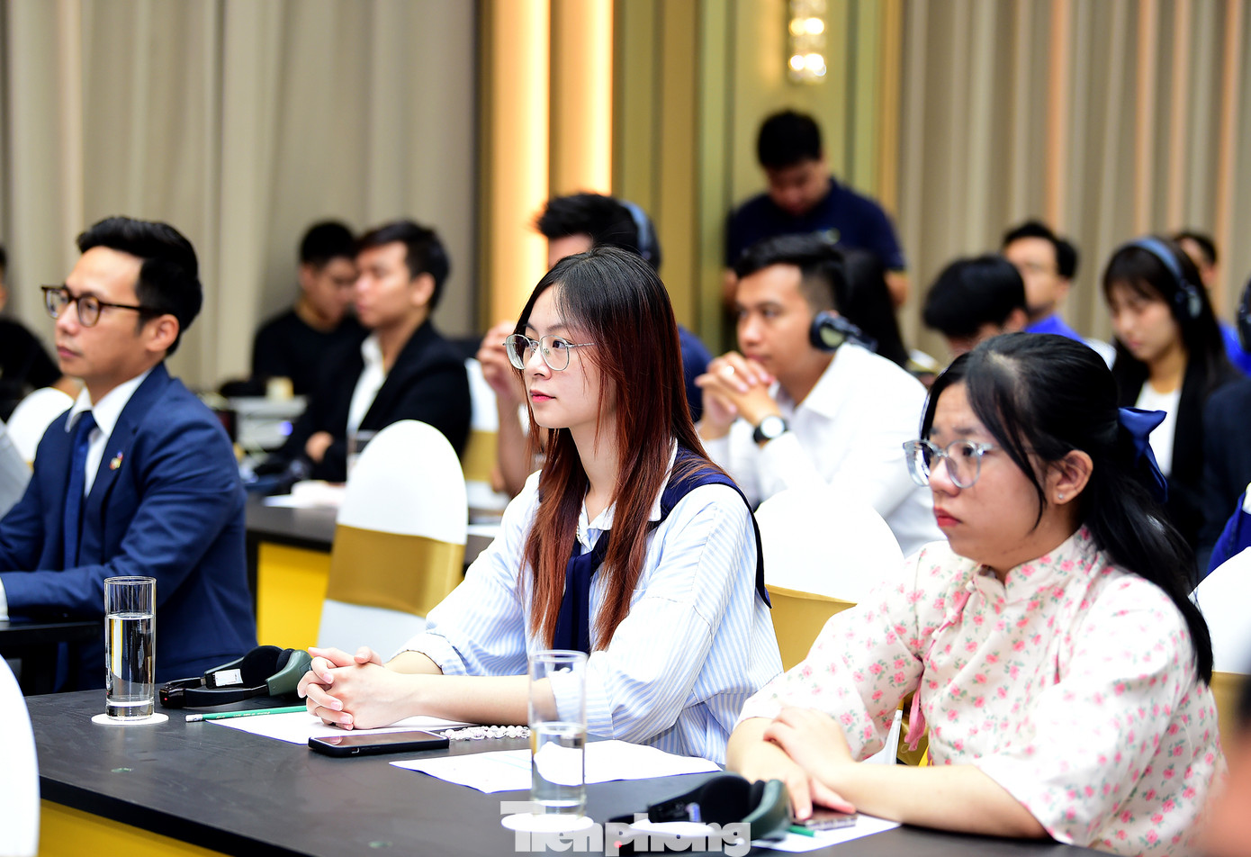 Các đại biểu tham dự diễn đàn. Ảnh: Xuân Tùng