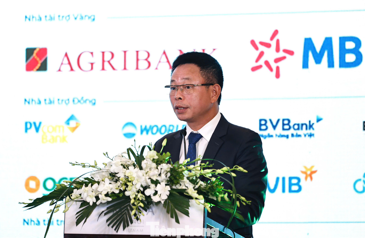 Nhà báo Phùng Công Sưởng - Tổng Biên tập báo Tiền Phong, Trưởng Ban Tổ chức chia sẻ tại chương trình. Ảnh: Như Ý