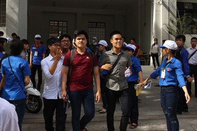 Đà Nẵng: 11.000 thí sinh làm thủ tục cho kì thi THPT ảnh 8