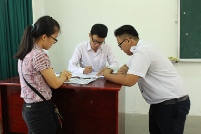 Đà Nẵng: 11.000 thí sinh làm thủ tục cho kì thi THPT ảnh 5