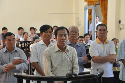 Hai chi cục trưởng hải quan ở Kiên Giang hầu tòa ảnh 2