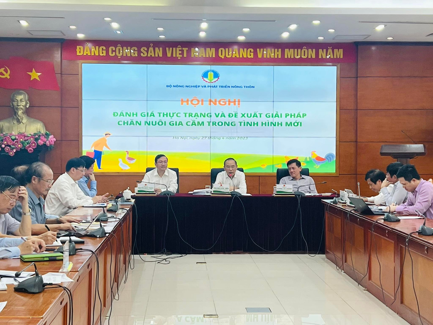 Các đại biểu chỉ ra nhiều khó khăn của ngành chăn nuôi Các đại biểu chỉ ra nhiều khó khăn của ngành chăn nuôi