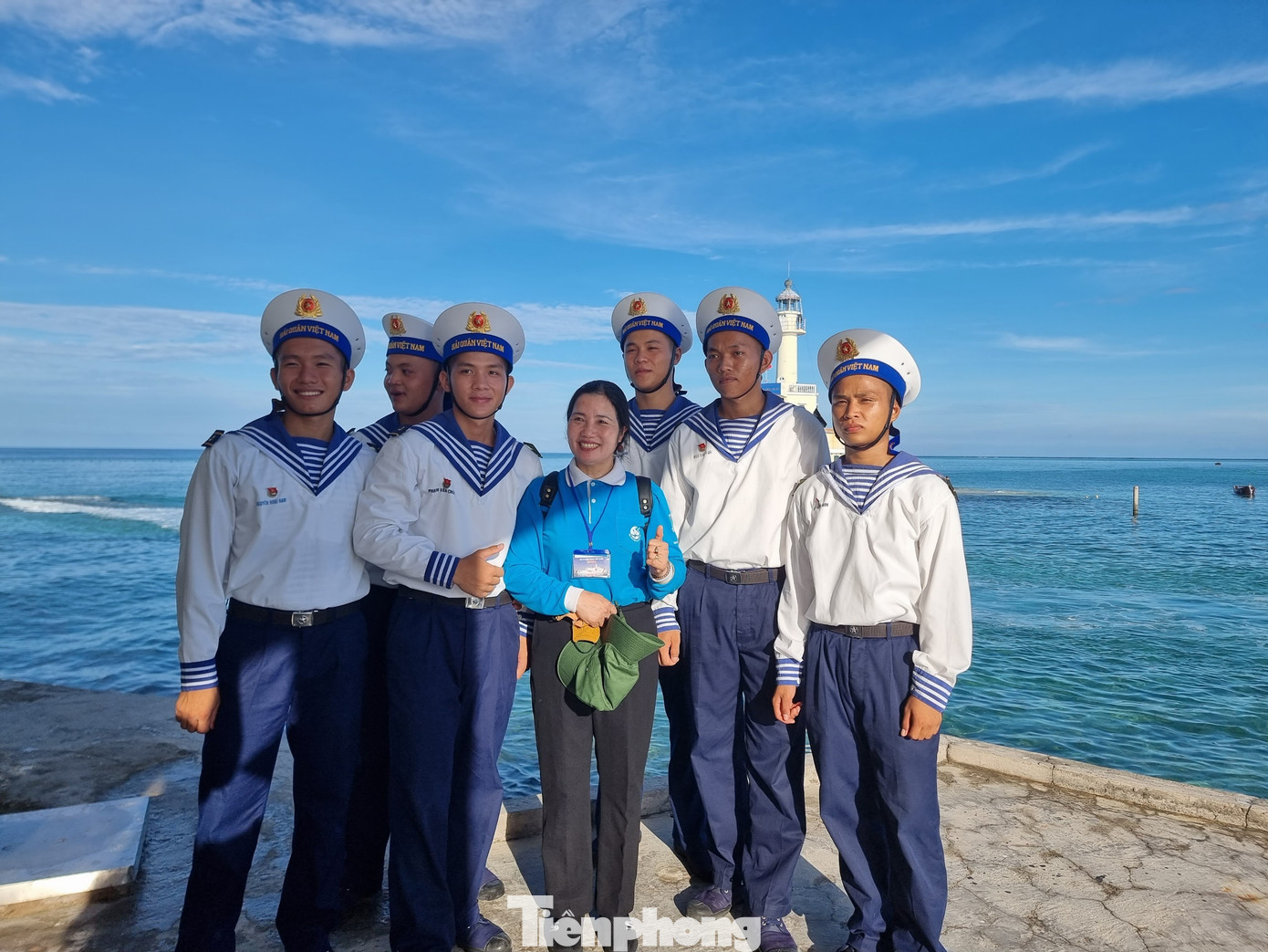 Những chàng trai đôi mươi lính đảo Trường Sa Những chàng trai đôi mươi lính đảo Trường Sa