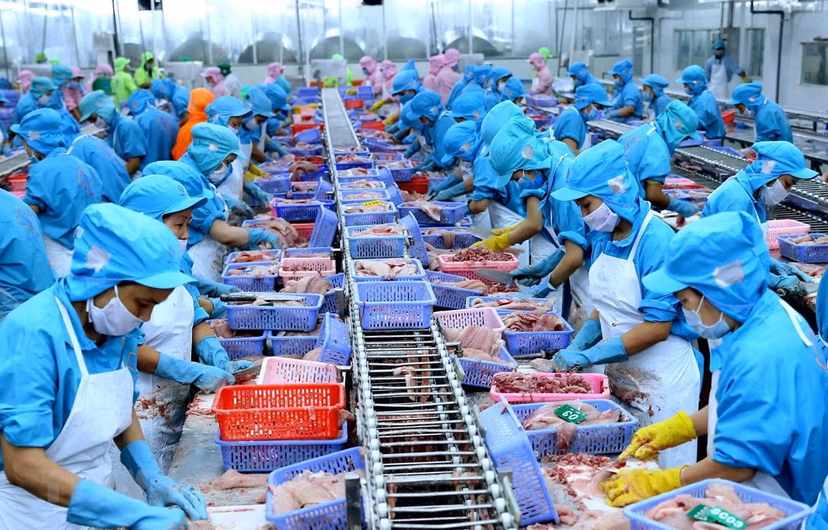 Tỷ giá tăng sẽ tạo điều kiện cho các doanh nghiệp xuất khẩu thu thêm ngoại tệ.