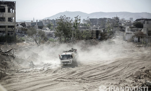 Tổ hợp pháo phòng không – tên lửa "Pantshir-S1E" của Syria đang cơ động. Tổ hợp pháo phòng không – tên lửa
