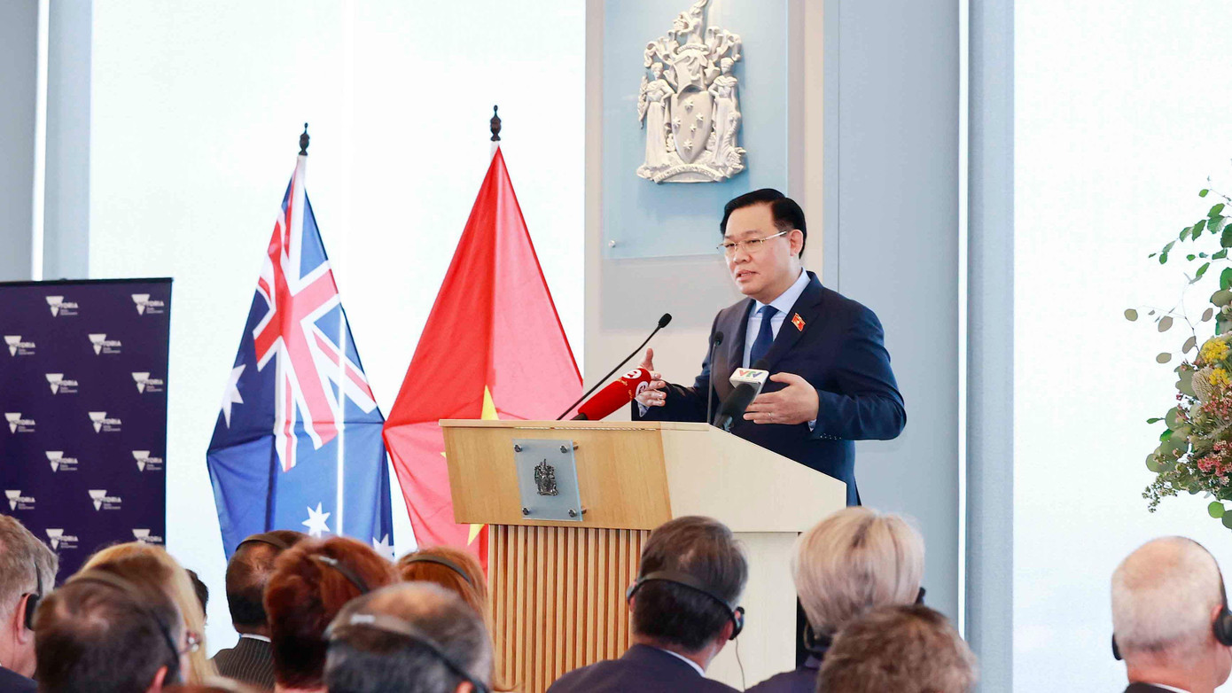 Chủ tịch Quốc hội Vương Đình Huệ phát biểu tại diễn đàn. Ảnh: Doãn Tuấn Chủ tịch Quốc hội Vương Đình Huệ phát biểu tại diễn đàn. Ảnh: Doãn Tuấn